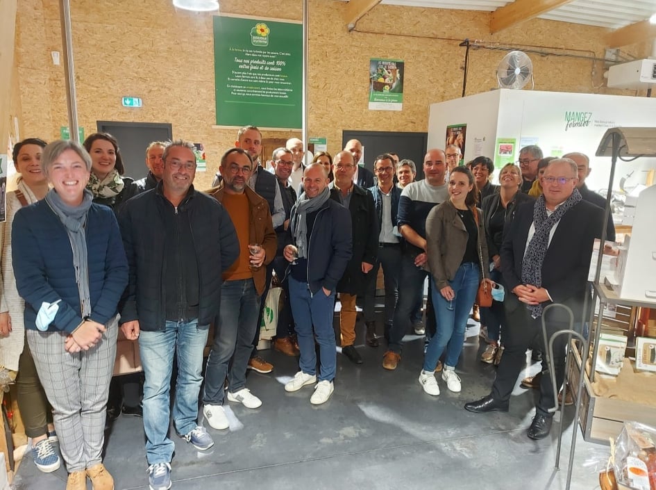 Membres d'Esprit d'Entreprendre 53 réunis lors d'un événement du réseau